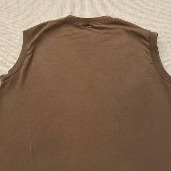 Vintage Stained Muscle Tee - Picture 6 of 8